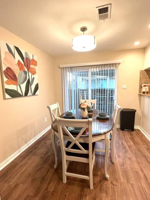 Lovely 2 Bedroom/2 Bath Houston, Heights/Galleria Dış mekan fotoğraf